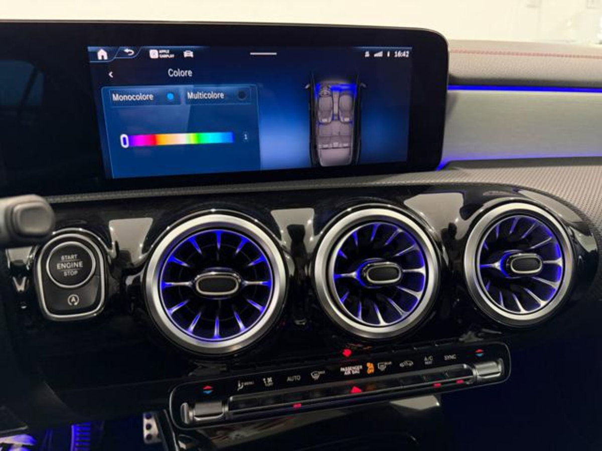 Mercedes-Benz CLA Shooting Brake 200 d AMG Line Premium Plus auto (16)