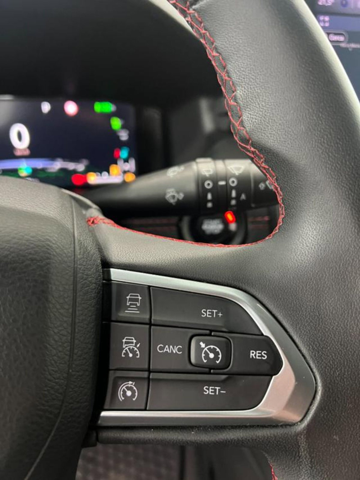 Jeep Compass 1.3 T4 240CV PHEV AT6 4xe Trailhawk (10)
