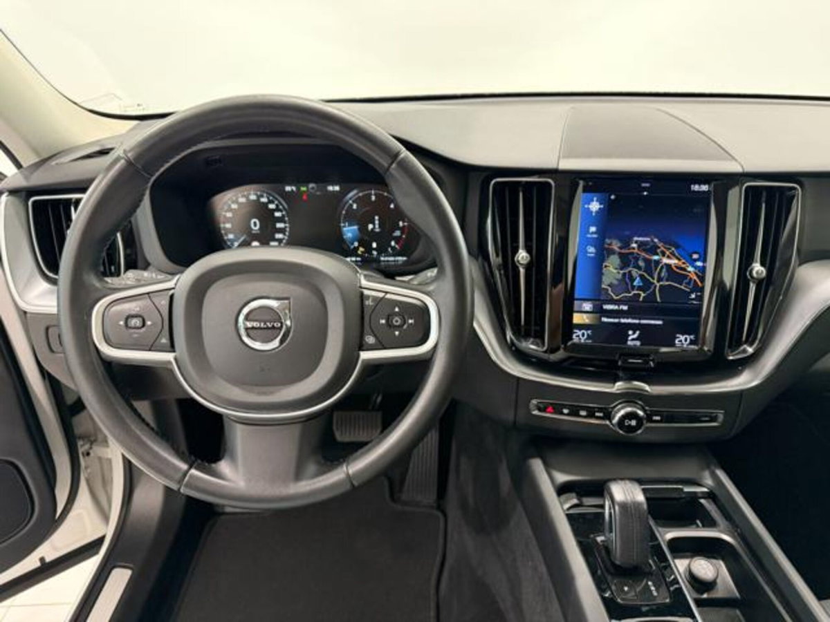 Volvo XC60 B4 (d) AWD Geartronic Business Plus (10)