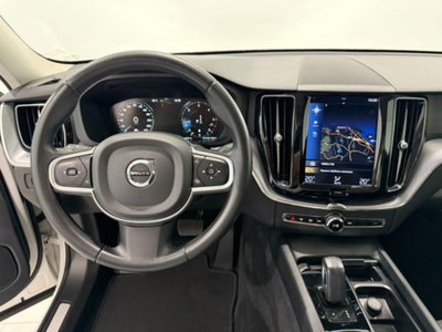 Volvo XC60 B4 (d) AWD Geartronic Business Plus (10)
