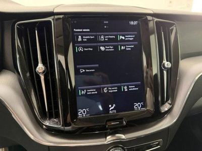 Volvo XC60 B4 (d) AWD Geartronic Business Plus (13)