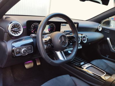 Mercedes-Benz Classe A Sedan 180 Automatic 4p. Premium (5)