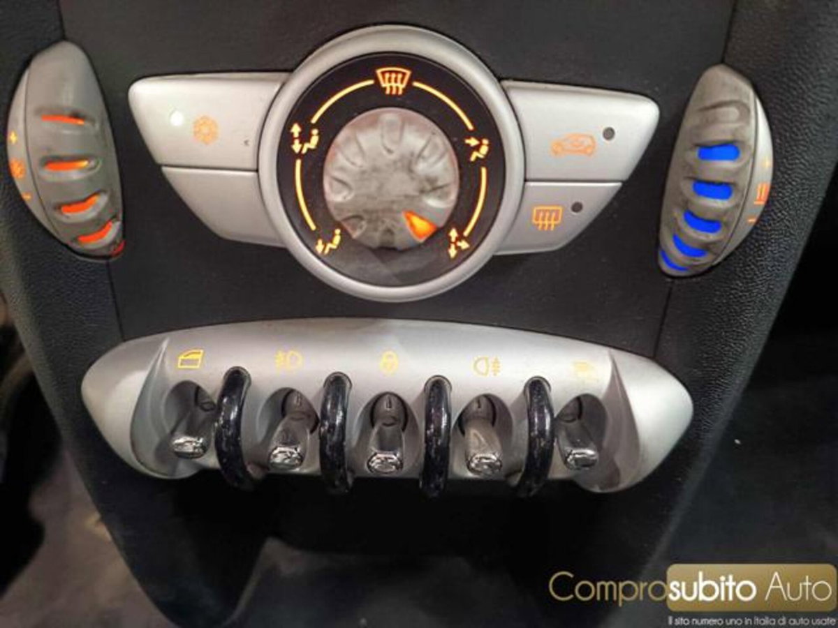 MINI Mini 1.6 16V Cooper D Chili (12)