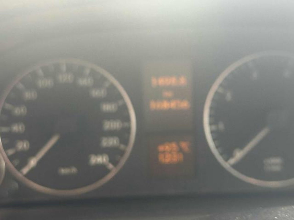 Mercedes-Benz Classe A 160 BlueEFFICIENCY (13)