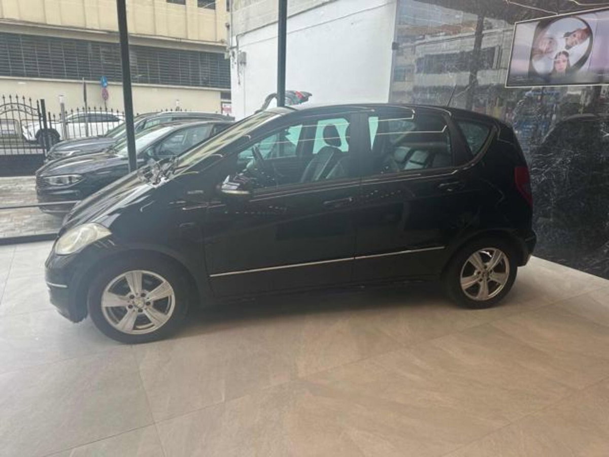 Mercedes-Benz Classe A 160 BlueEFFICIENCY (4)