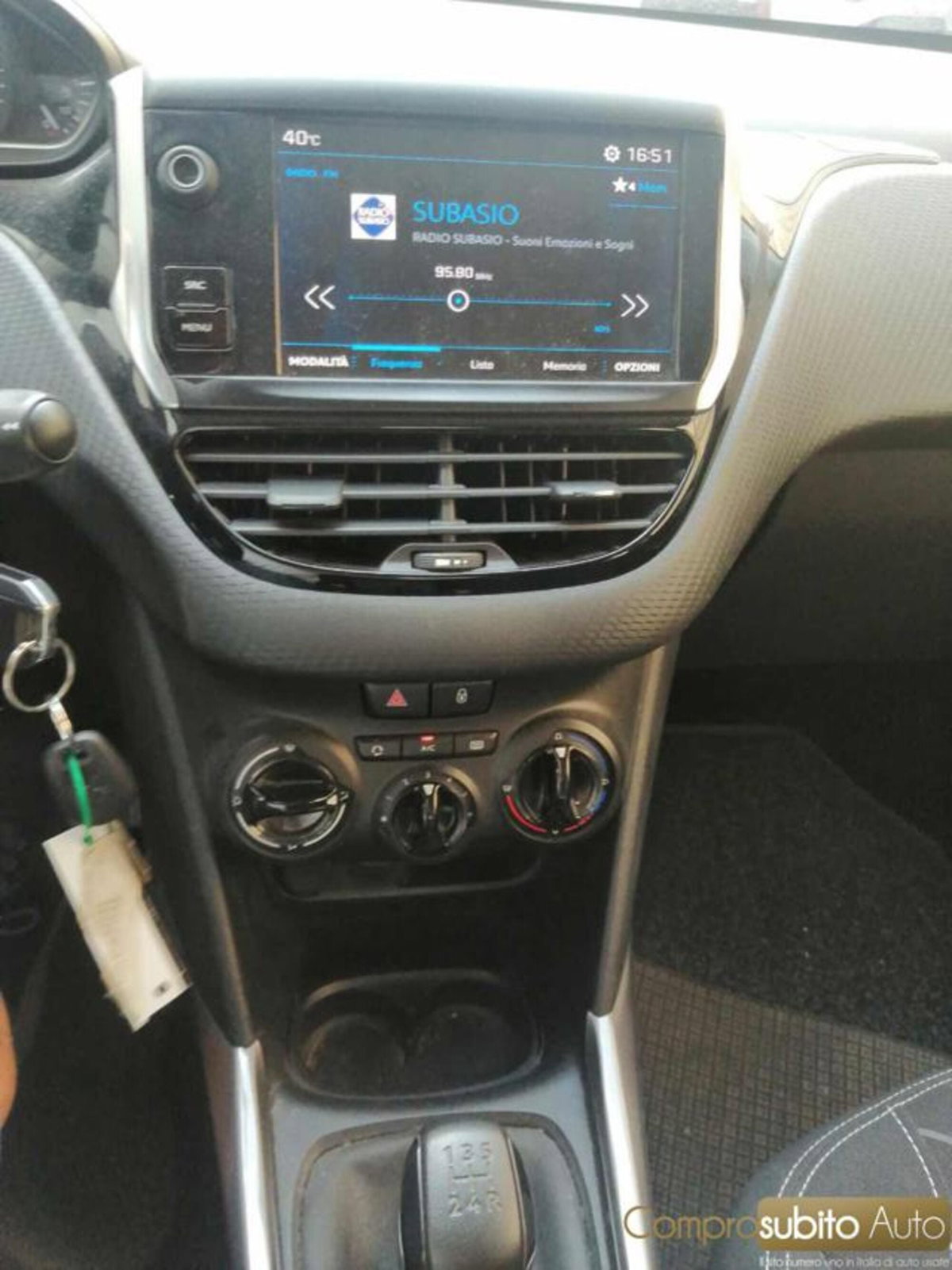 Peugeot 2008 Turbo 110 S&S Allure (10)