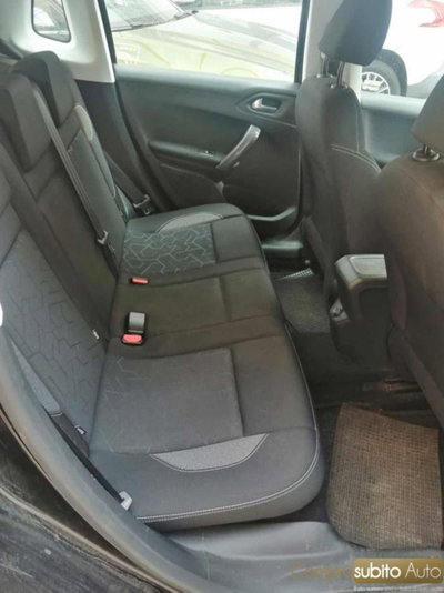 Peugeot 2008 Turbo 110 S&S Allure (11)