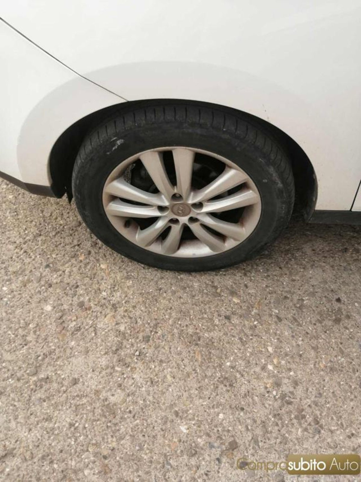 Hyundai ix35 1.7 CRDi 2WD Comfort (12)