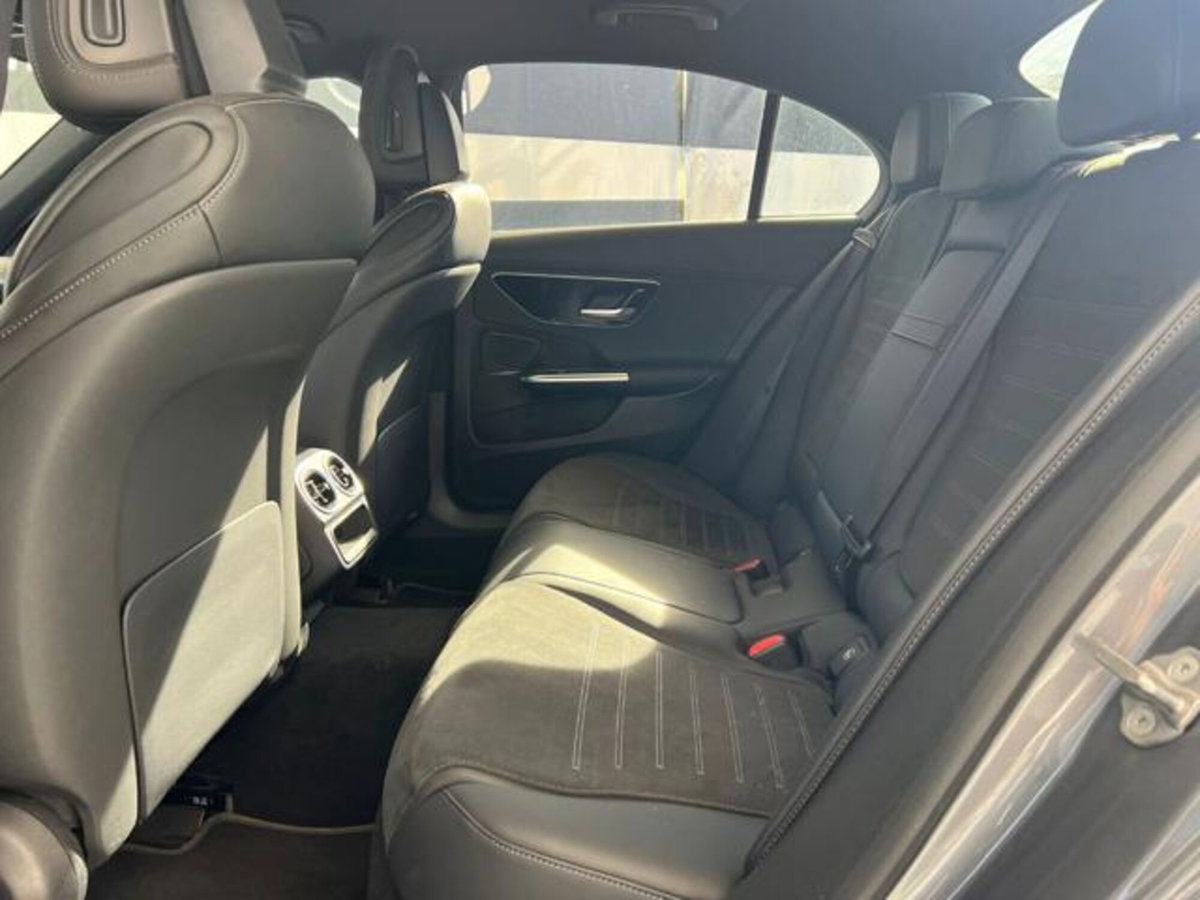 Mercedes-Benz Classe C 300 e Plug-in hybrid Premium (10)