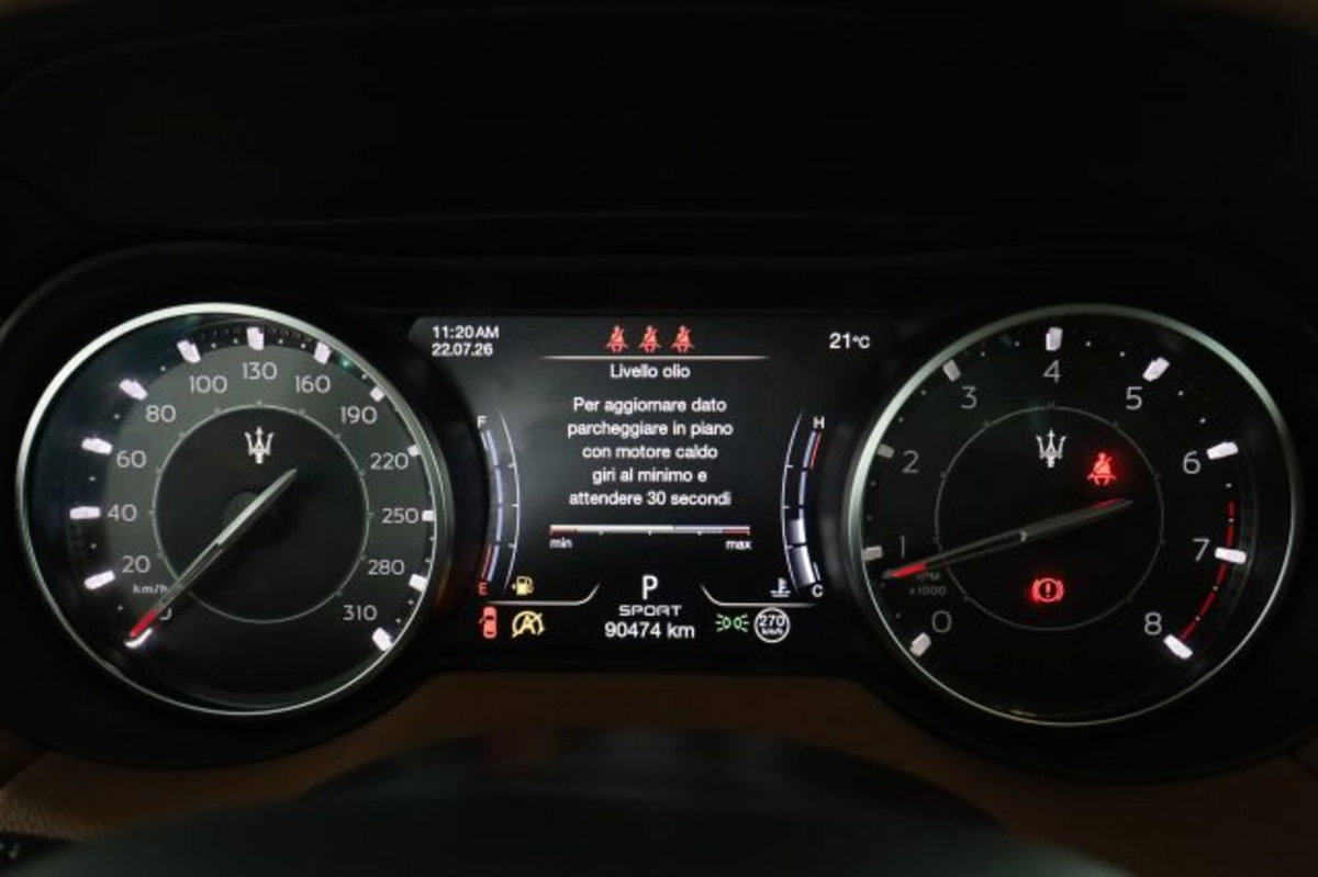 Maserati Levante Levante MHEV 330 CV AWD GT (7)