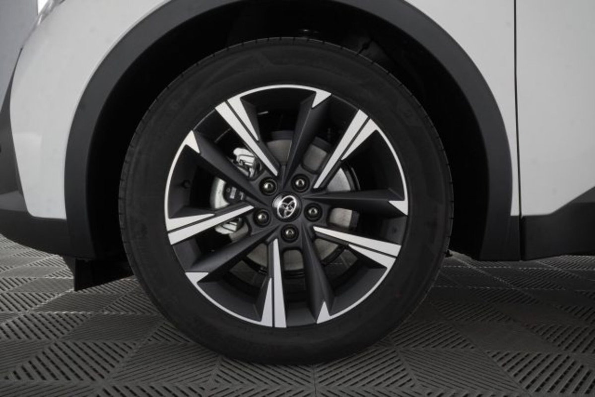 Toyota Toyota C-HR 1.8 hv Lounge fwd e-cvt (15)