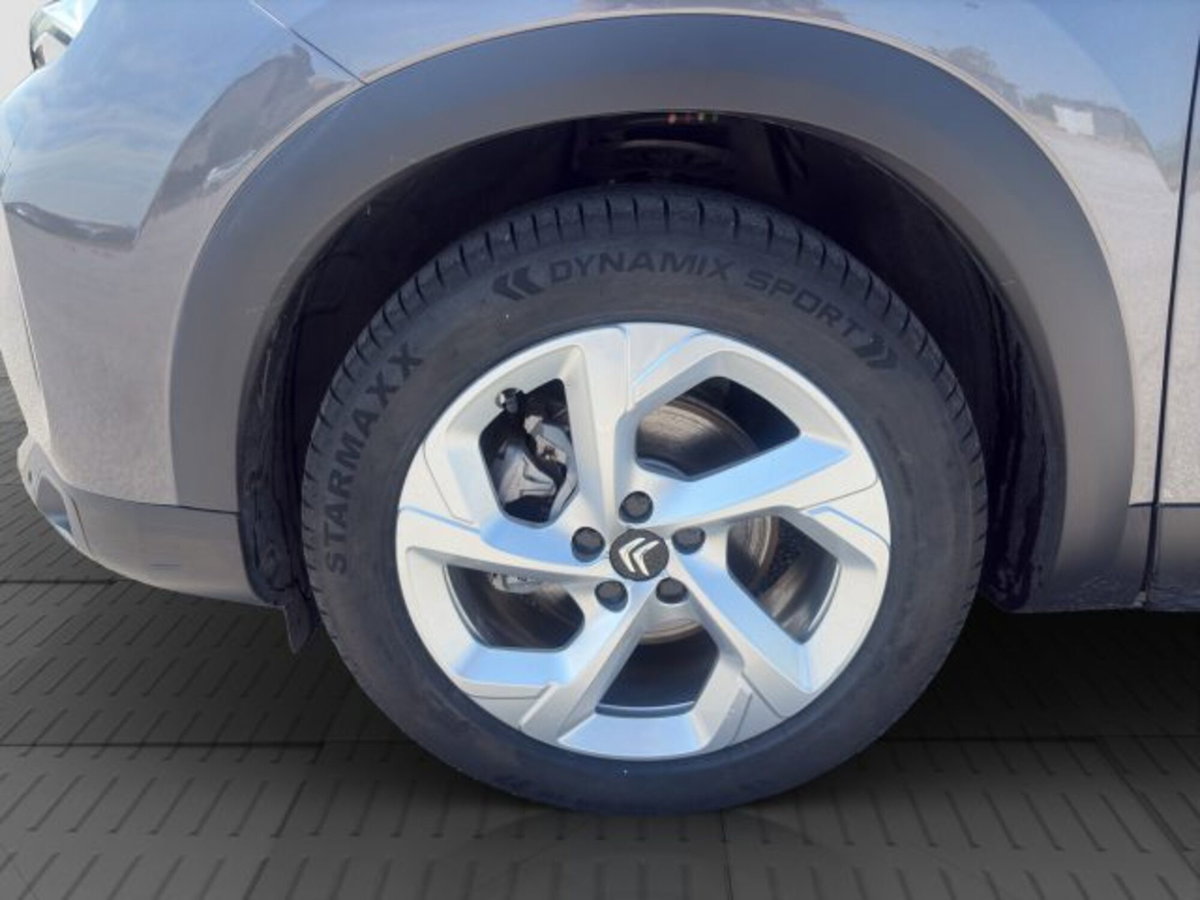 Citroen C5 Aircross 1.2 hybrid Plus 136cv e-dcs6 (15)