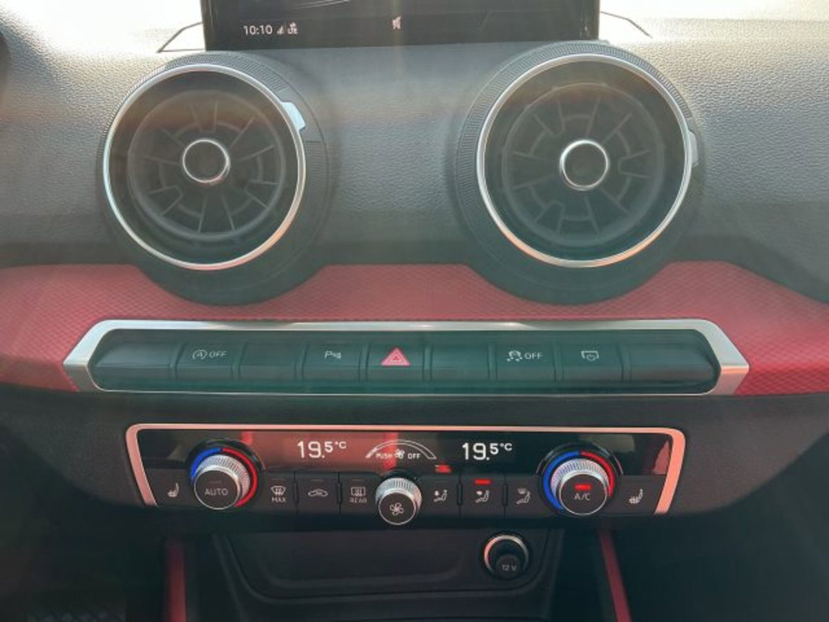 Audi Q2 Q2 30 TDI S tronic S line Edition (17)