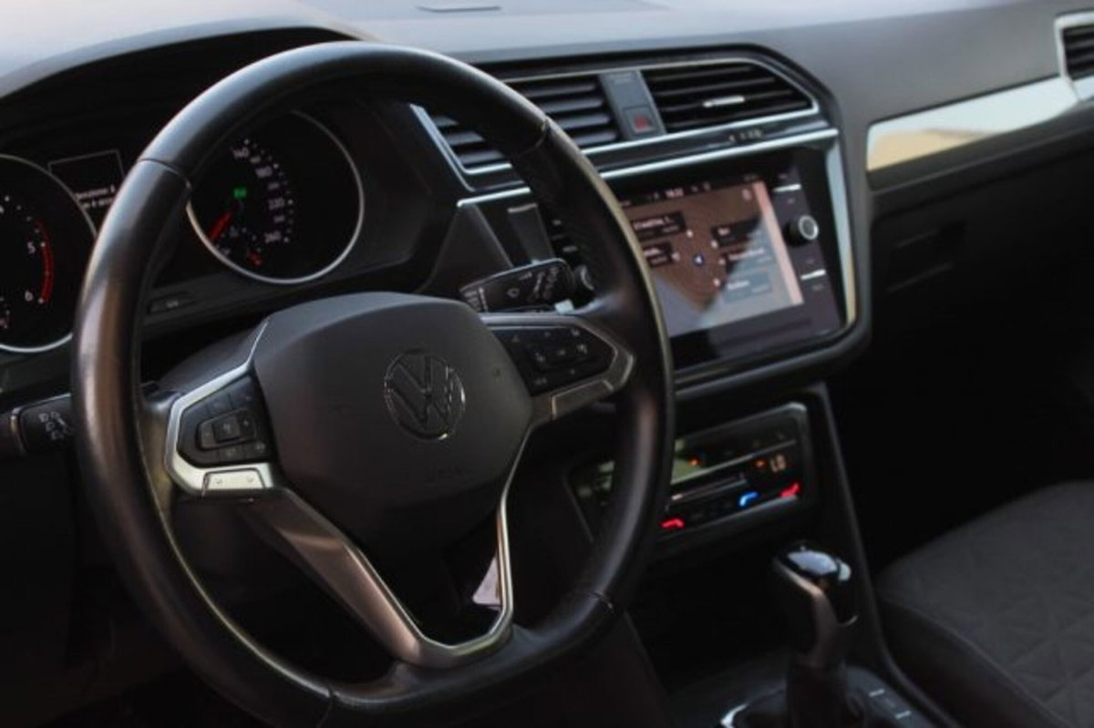 Volkswagen Tiguan 2.0 TDI 150 CV SCR DSG 4MOTION Life (9)