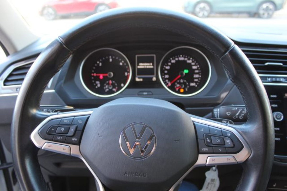 Volkswagen Tiguan 2.0 TDI 150 CV SCR DSG 4MOTION R-Line (11)