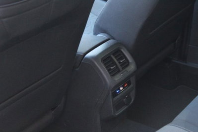 Volkswagen Tiguan 2.0 TDI 150 CV SCR DSG 4MOTION R-Line (6)