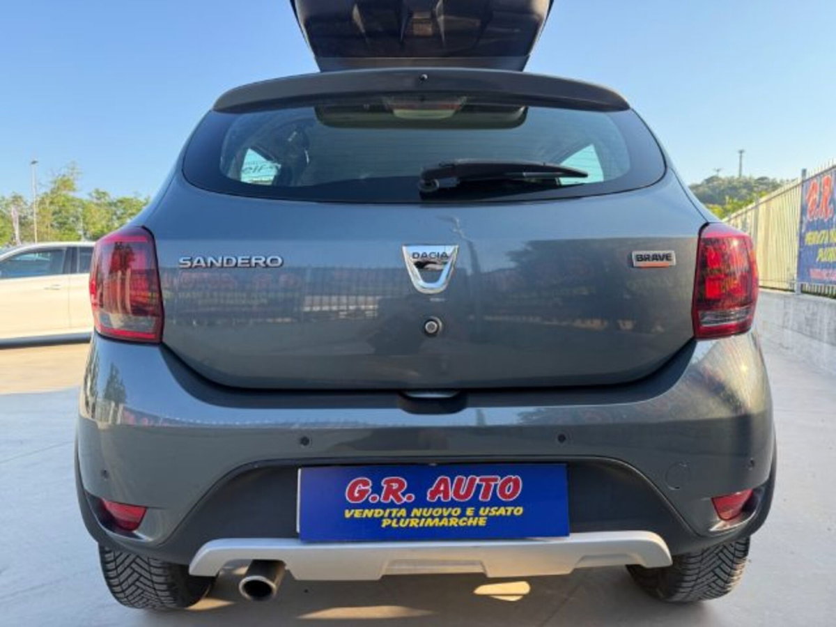 Dacia Sandero 1.5 dCi 8V 90CV S&S Serie Speciale Brave (11)