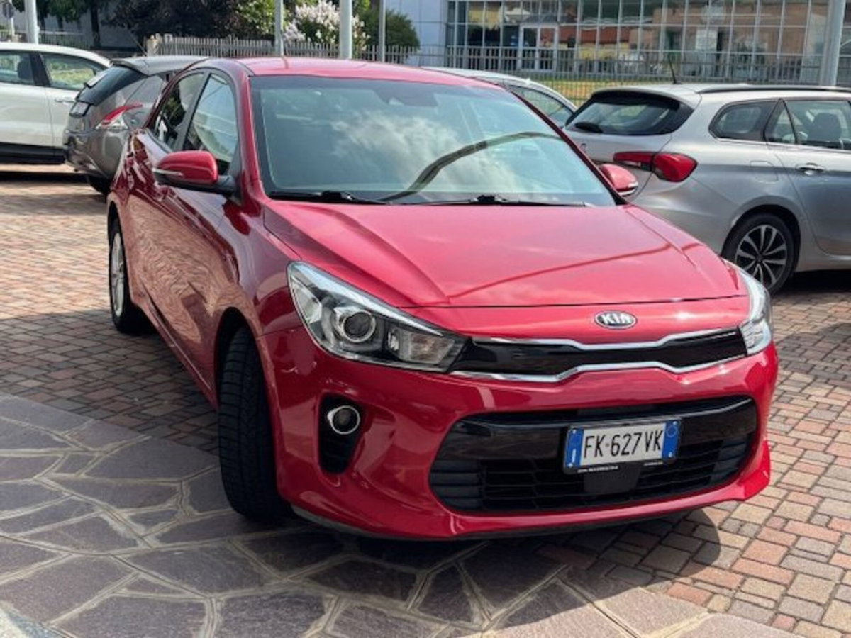Kia Rio 1.4 CRDi 90CV 5 porte Cool (3)