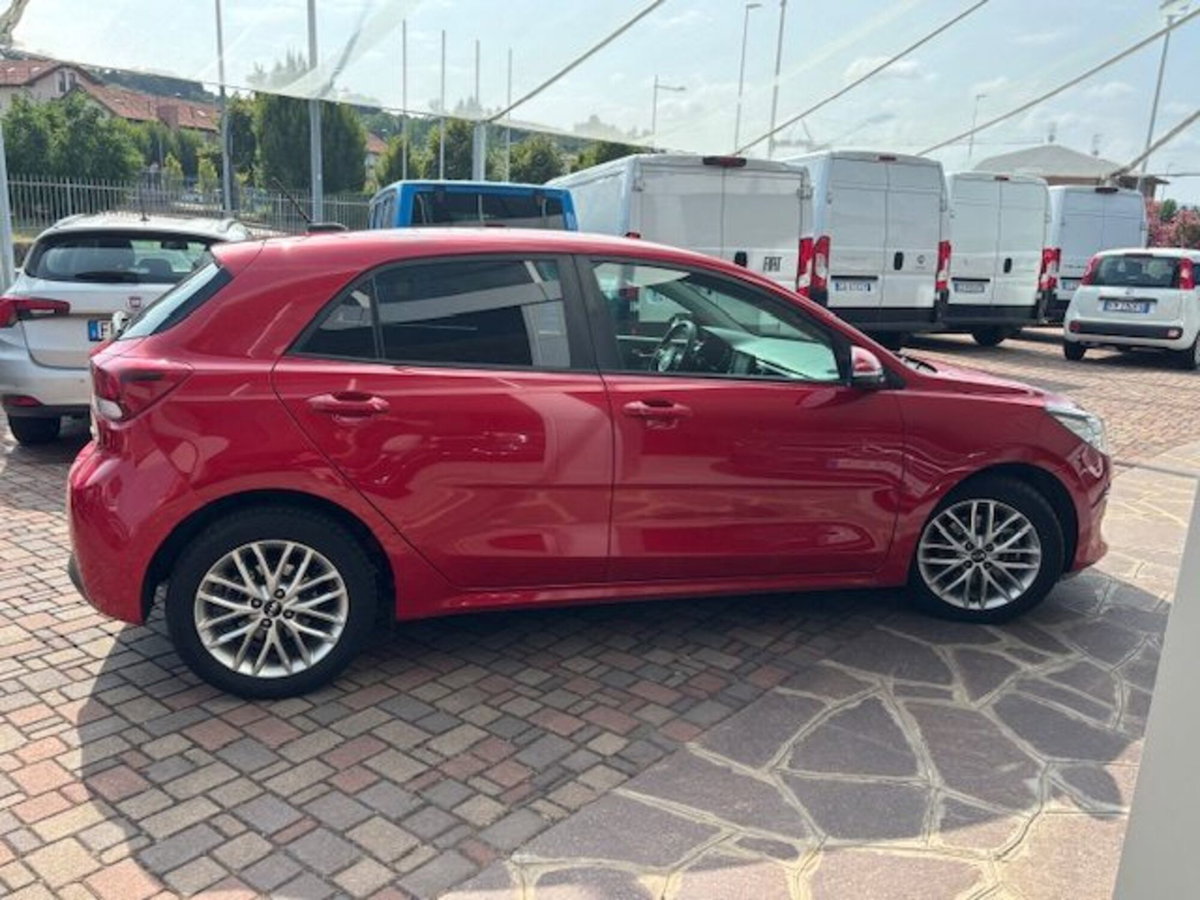 Kia Rio 1.4 CRDi 90CV 5 porte Cool (4)