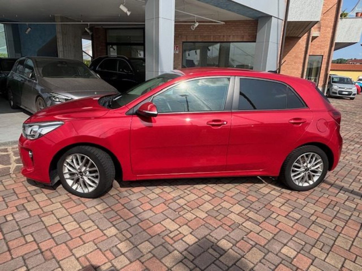 Kia Rio 1.4 CRDi 90CV 5 porte Cool (8)