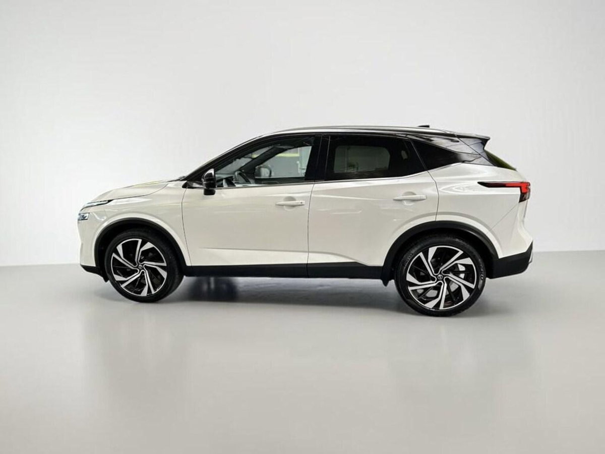 Nissan Qashqai 1.3 mhev Tekna 4wd 158cv xtronic (3)