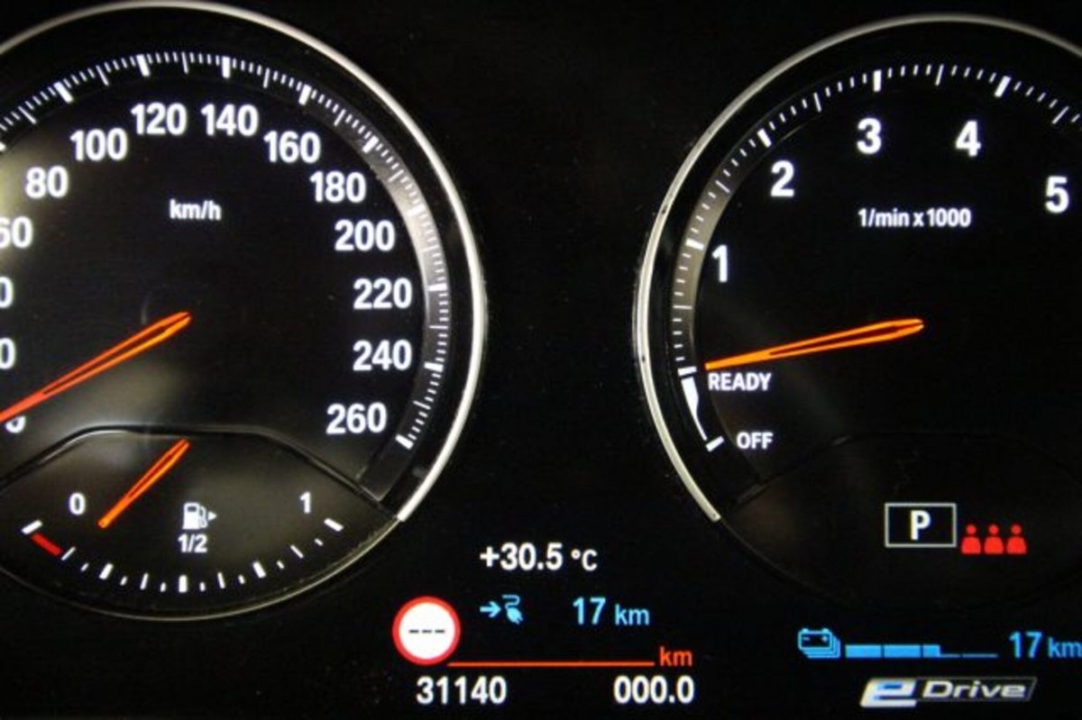 BMW X2 xDrive25e Business-X (8)
