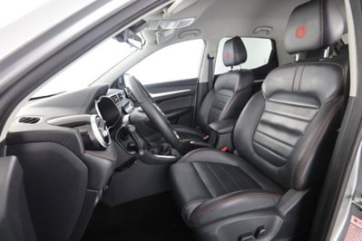 Mg ZS ZS 1.5 Luxury (2)