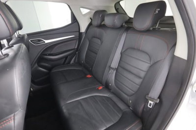 Mg ZS ZS 1.5 Luxury (3)