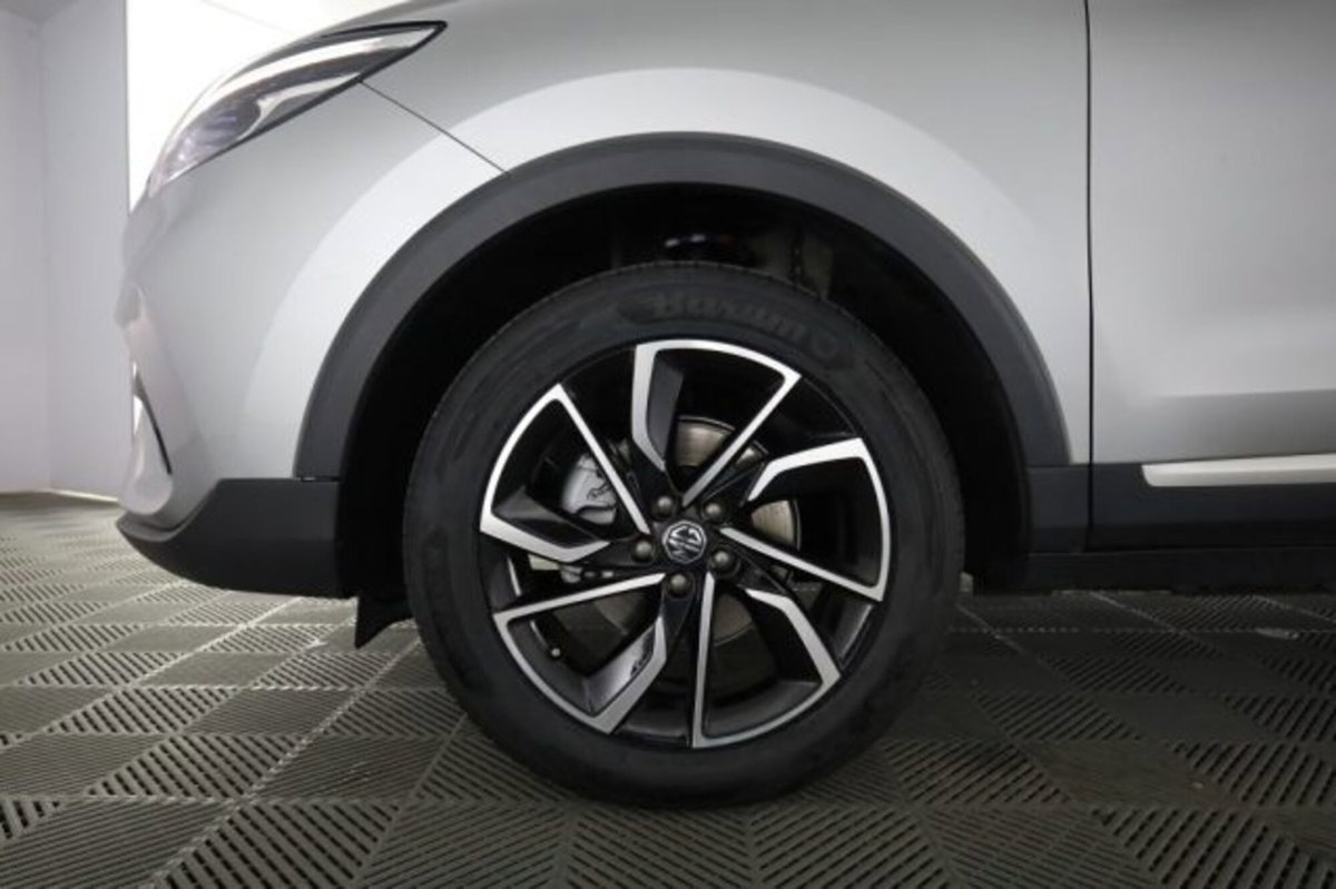 Mg ZS ZS 1.5 Luxury (8)