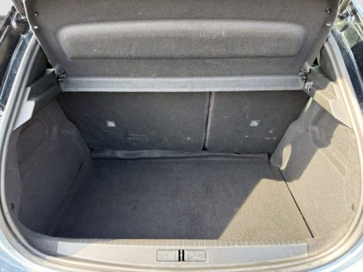 Opel Corsa 1.2 100 CV GS Line (14)