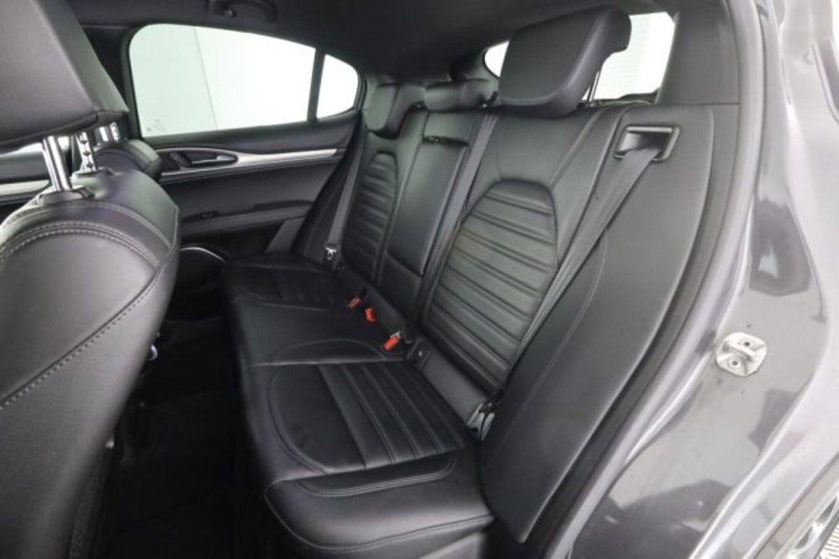 Alfa Romeo Stelvio Stelvio 2.2 Turbodiesel 210 CV AT8 Q4 Veloce (3)