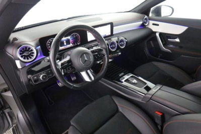 Mercedes-Benz CLA Shooting Brake 200 d AMG Line Premium Plus auto usata