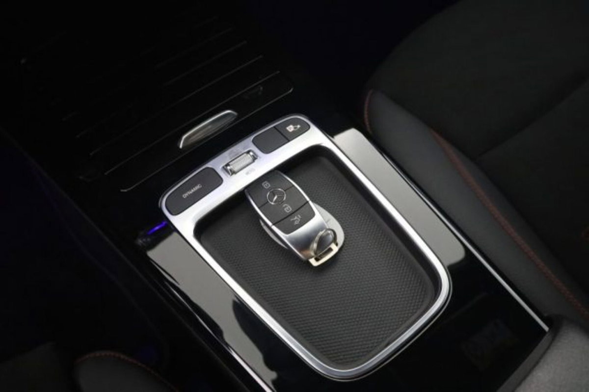 Mercedes-Benz CLA Shooting Brake 200 d AMG Line Premium Plus auto (14)