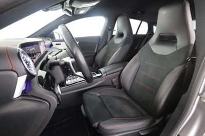Mercedes-Benz CLA Shooting Brake 200 d AMG Line Premium Plus auto (2)