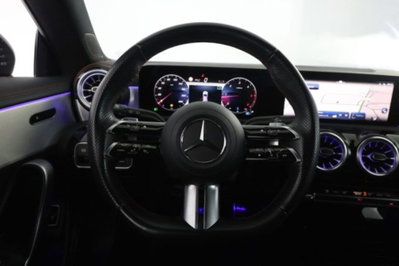 Mercedes-Benz CLA Shooting Brake 200 d AMG Line Premium Plus auto (5)