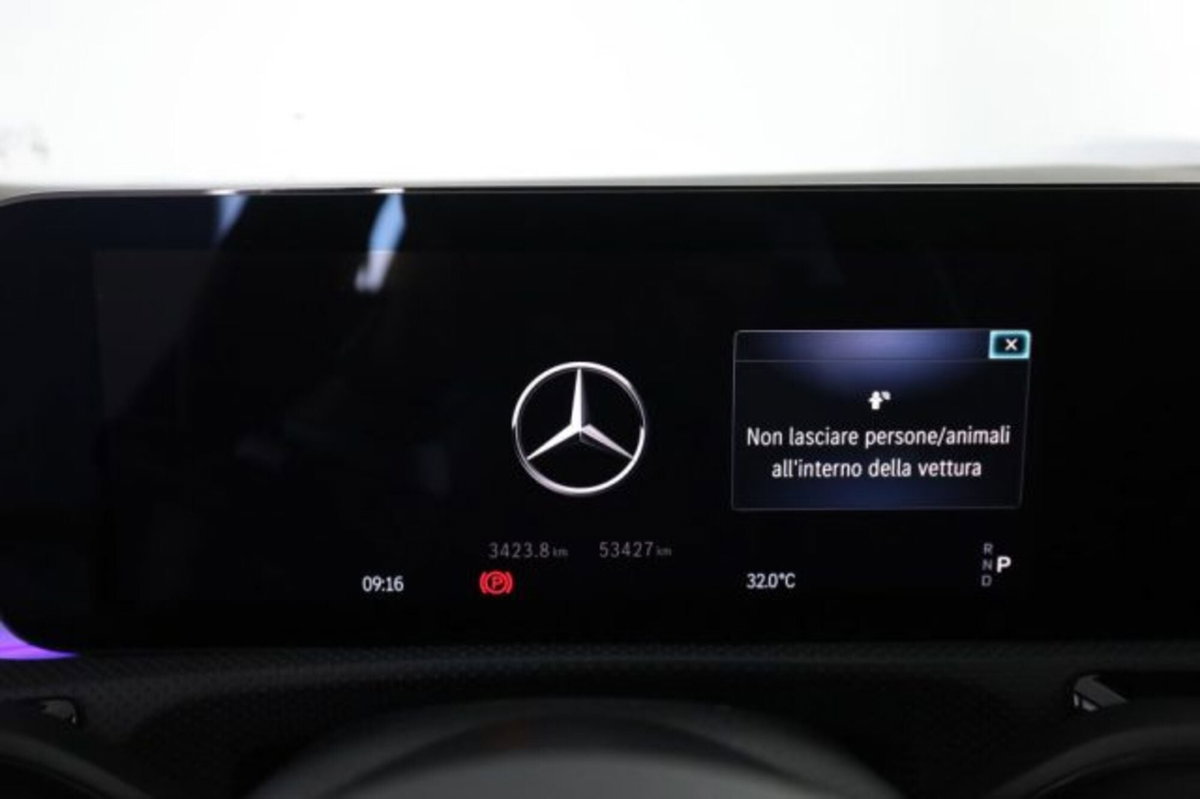 Mercedes-Benz CLA Shooting Brake 200 d AMG Line Premium Plus auto (7)