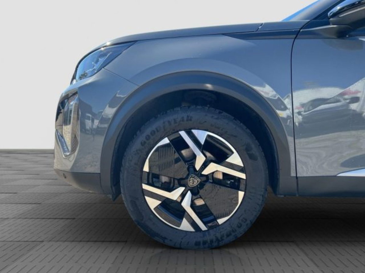 Peugeot 2008 PureTech 130 S&S EAT8 Allure Pack (15)