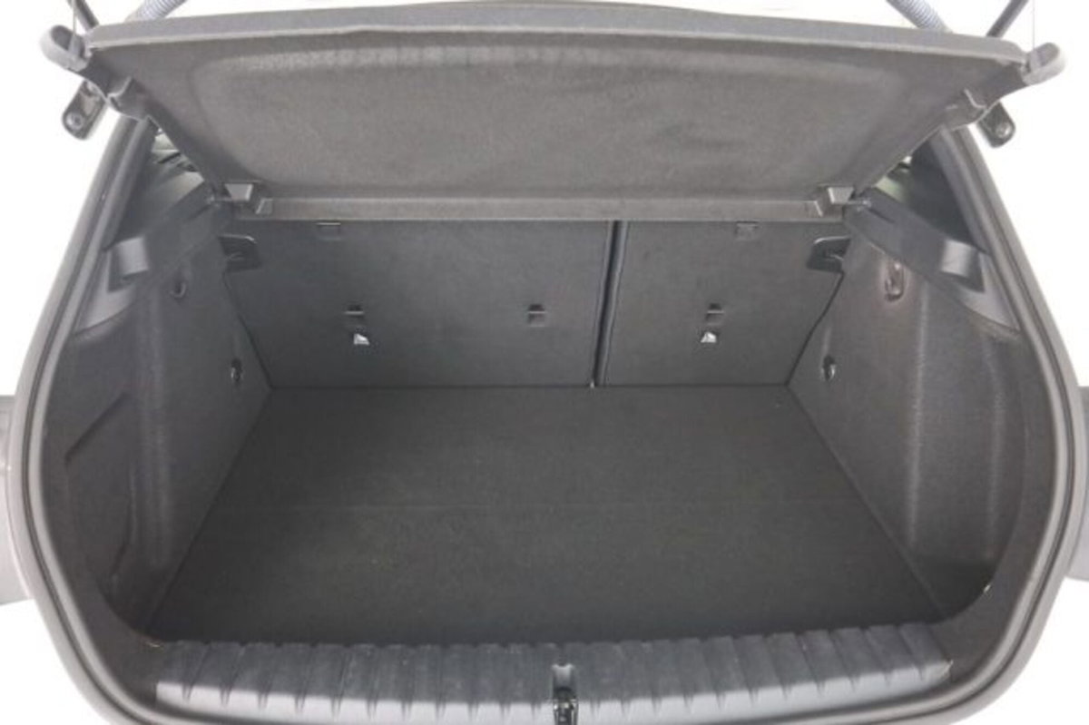 BMW Serie 1 116d 2.0 116CV cat 5 porte Attiva DPF (6)