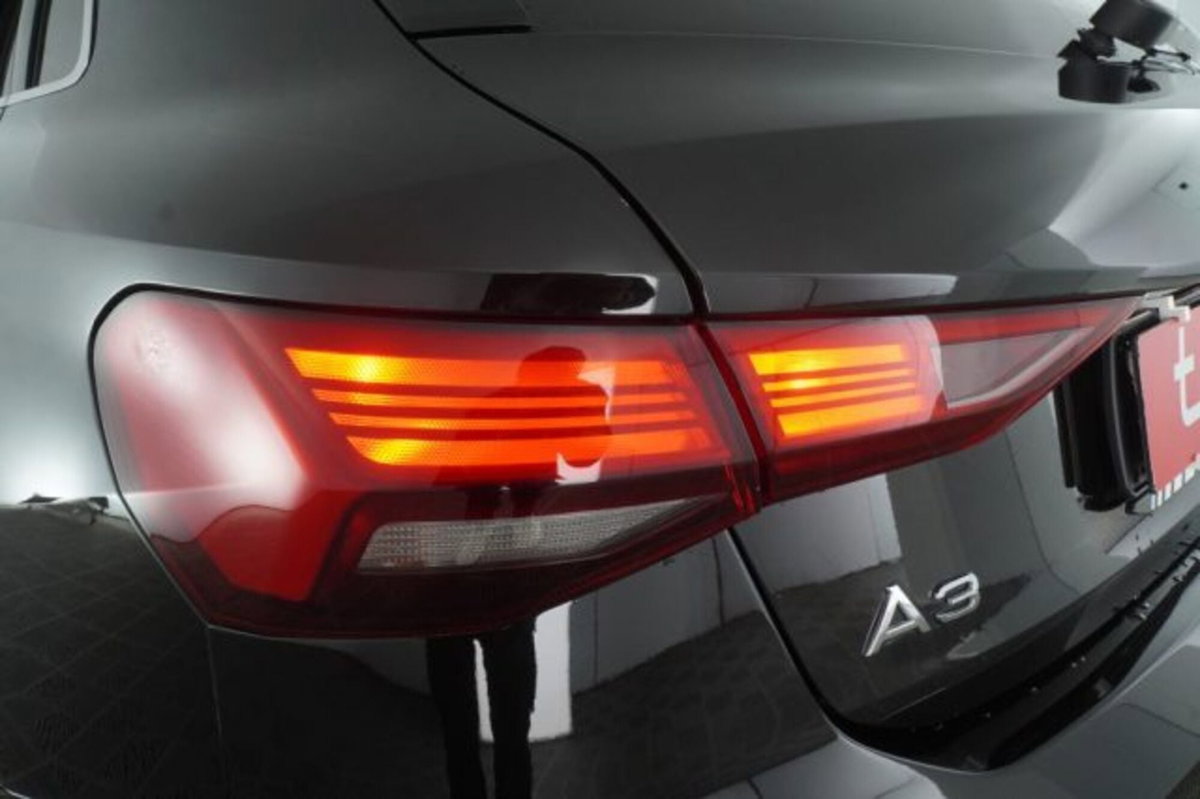 Audi A3 Sportback 30 TFSI S tronic Business Advanced (10)