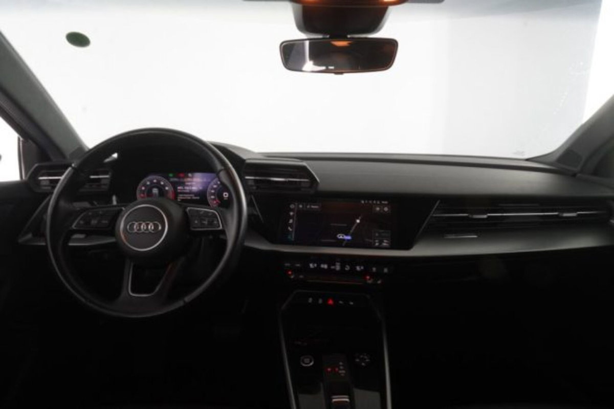 Audi A3 Sportback 30 TFSI S tronic Business Advanced (4)