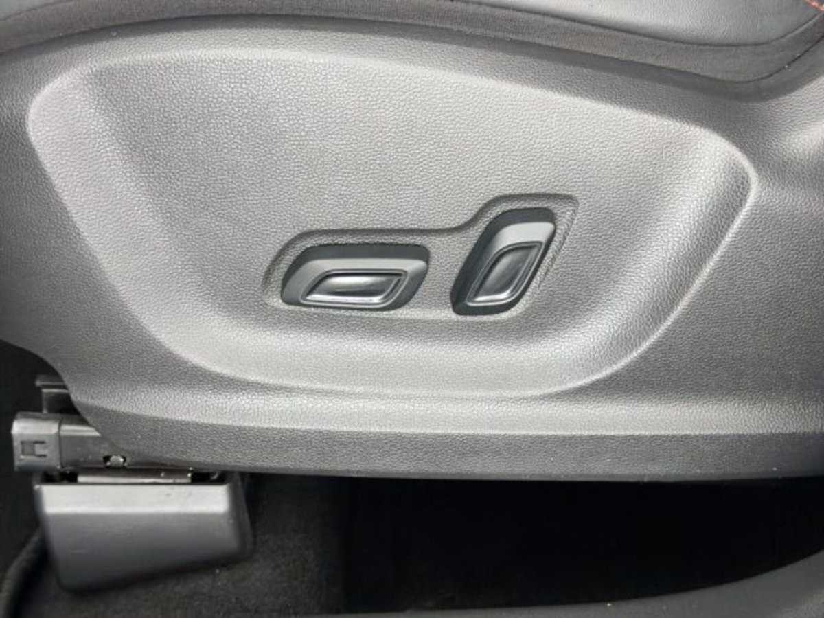 Mg ZS ZS 1.5 Luxury (18)