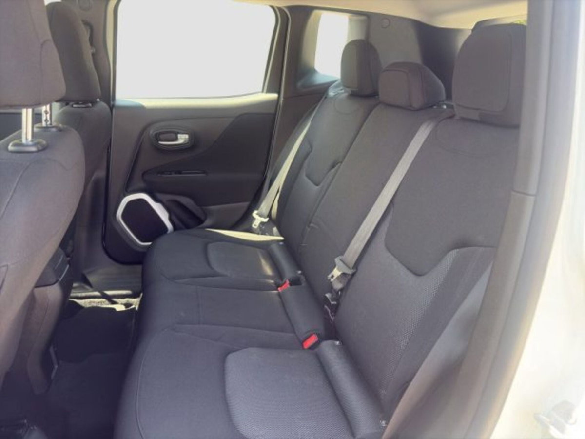 Jeep Renegade 1.6 E-TorQ EVO Sport (10)