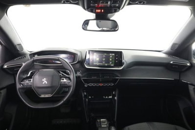 Peugeot 2008 BlueHDi 130 S&S EAT8 Allure Pack (4)
