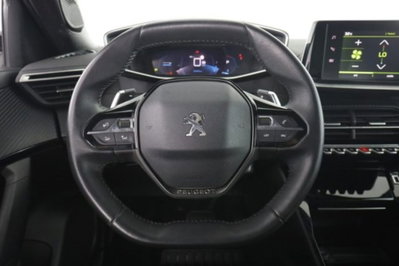 Peugeot 2008 BlueHDi 130 S&S EAT8 Allure Pack (5)