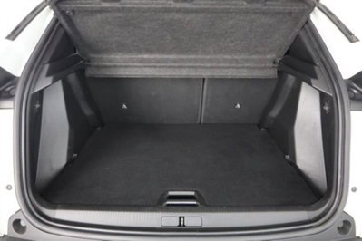 Peugeot 2008 BlueHDi 130 S&S EAT8 Allure Pack (6)