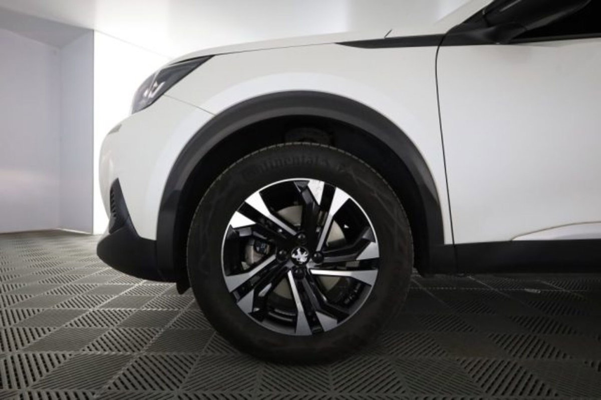 Peugeot 2008 BlueHDi 130 S&S EAT8 Allure Pack (8)