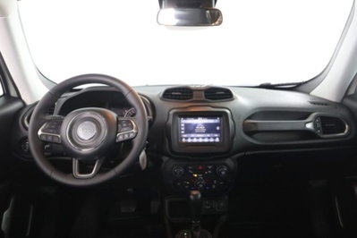 Jeep Renegade 1.3 T4 DDCT Limited (4)