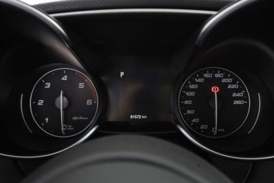 Alfa Romeo Giulia 2.2 Turbodiesel 150 CV AT8 Super (7)
