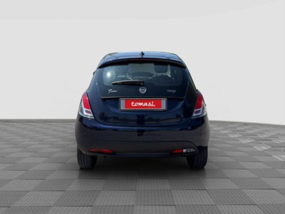 Lancia Ypsilon 1.0 FireFly 5 porte S&S Hybrid Silver Plus (4)