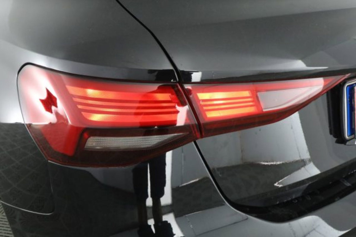 Audi A3 Sportback 30 TFSI S tronic Business (10)